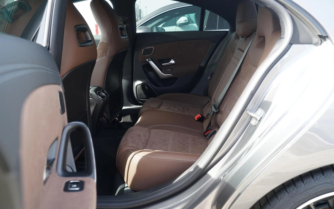 Mercedes-Benz CLA cena 250533 przebieg: 1, rok produkcji 2024 z Wisła małe 326